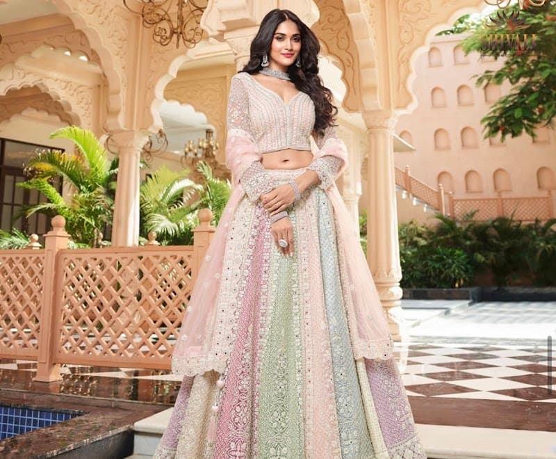 SAAT PHERE LEHENGA ON RENT